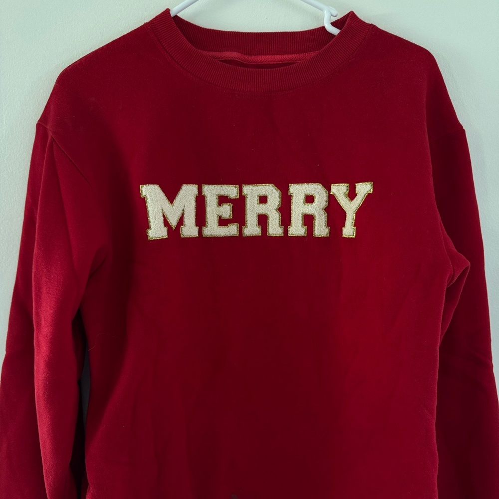 MERRY Crewnkeck- Christmas crewneck.